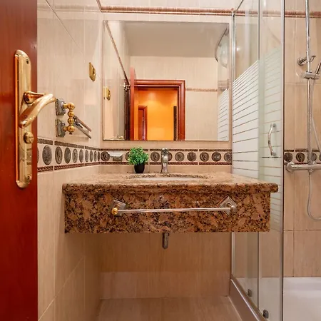 2-br With A Free Private Parking Space Apartamento