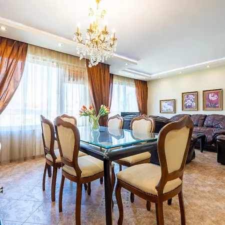2-br With A Free Private Parking Space
